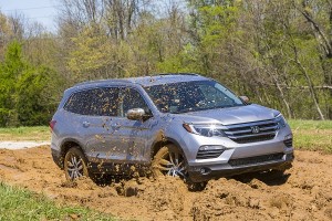 2016-honda_Pilot_Elite