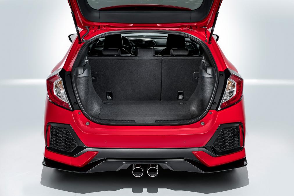 2018_Honda_Civic_Hatchback_Diesel